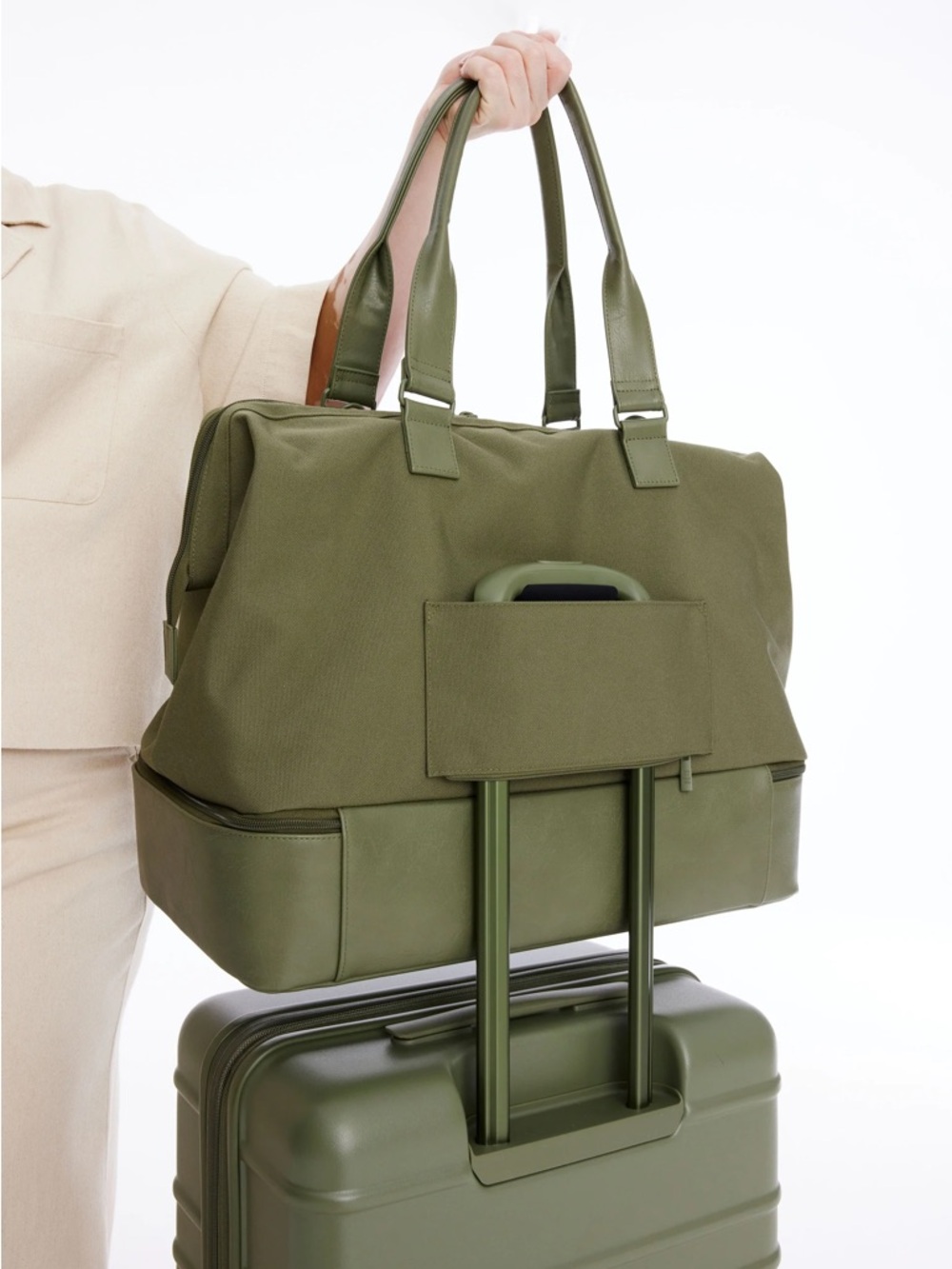 BEIS Weekender Carry On Bag - Picture 3 of 4
